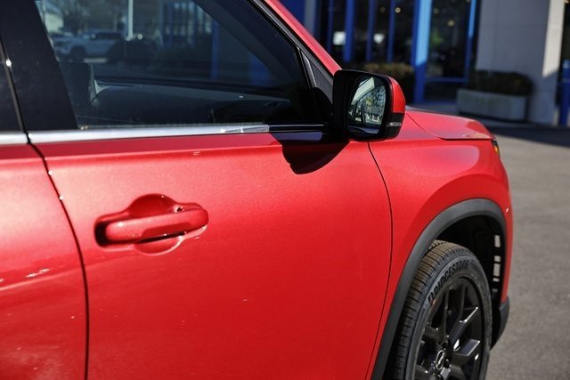 New 2025 Honda Pilot Touring image 14