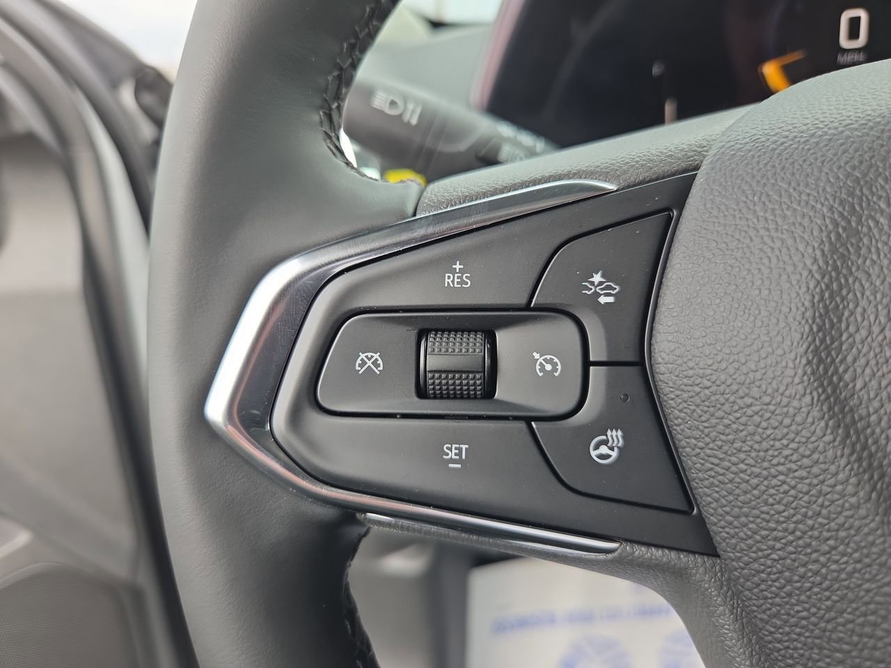 Used 2025 Chevrolet Trax ACTIV w/ Driver Confidence Package FWD image 29