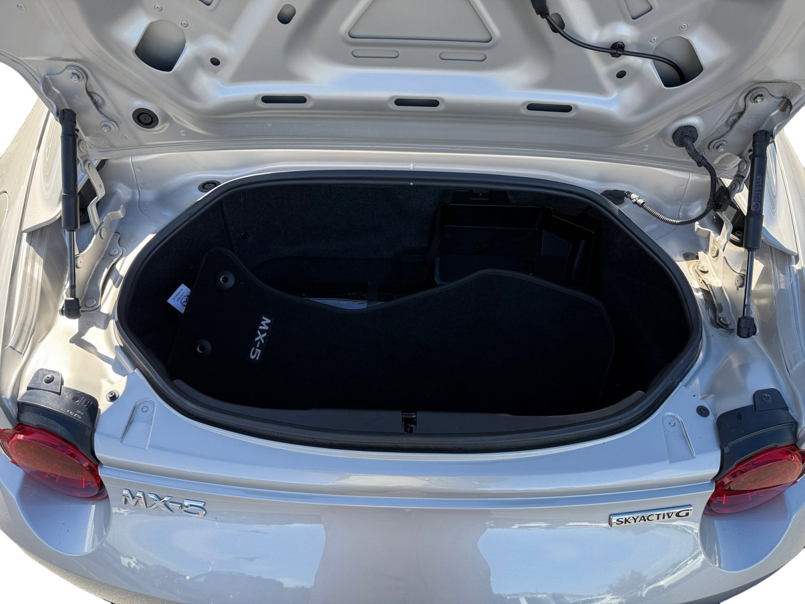 Certified 2023 MAZDA MX-5 Miata Grand Touring RWD image 17