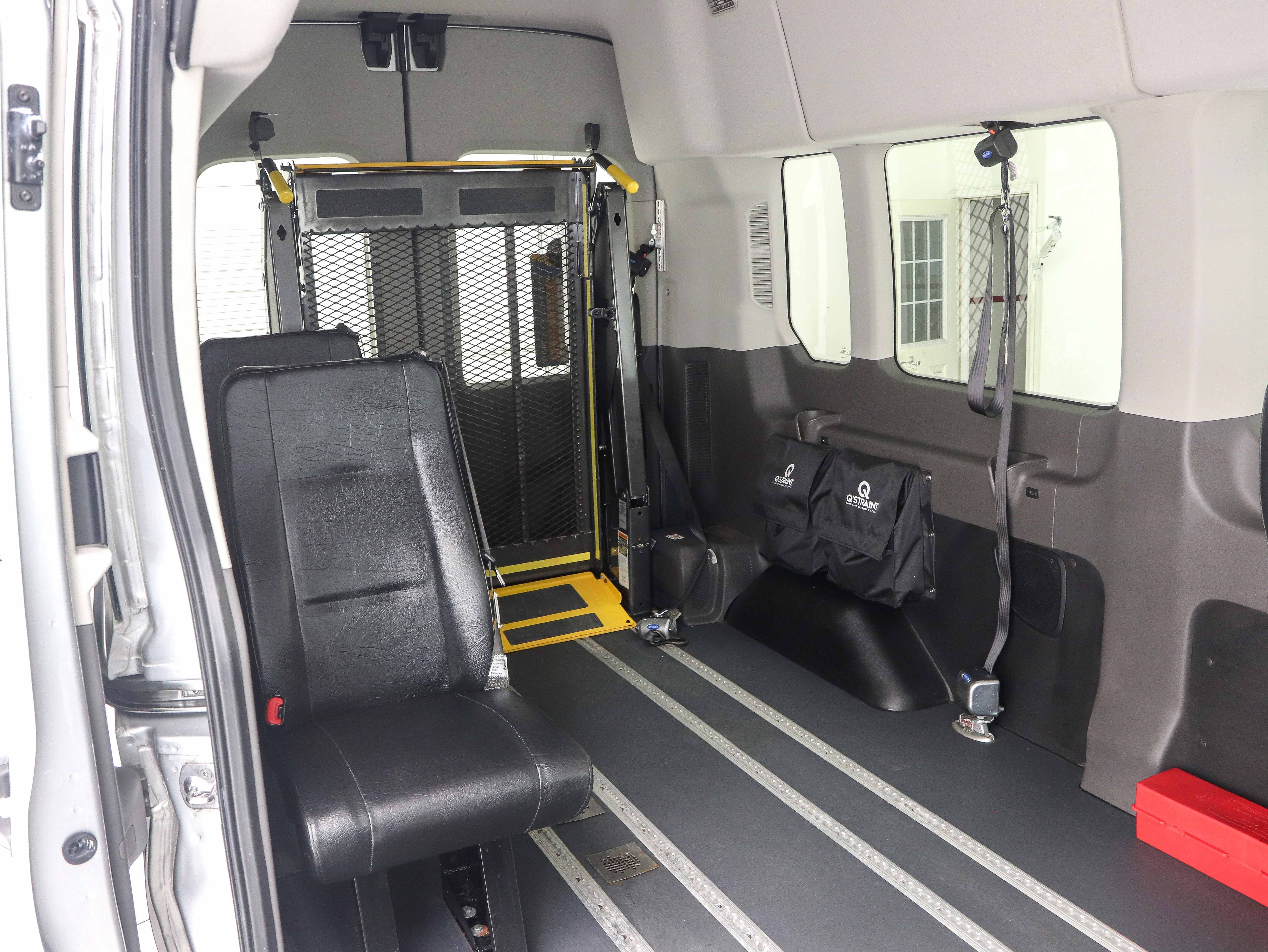 Used 2020 Ford Transit 350 XL RWD image 18