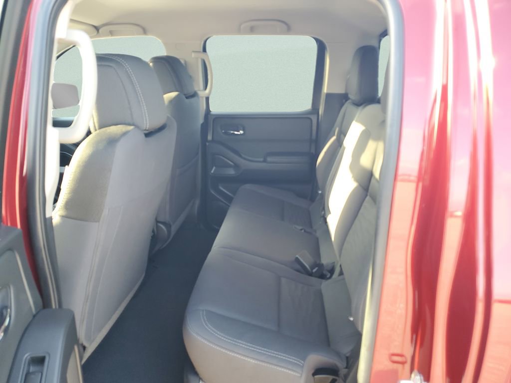 Used 2024 Nissan Frontier SV w/ SV Convenience Package RWD image 10