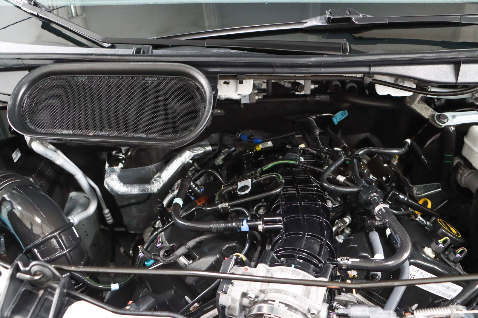 Used 2023 Ford Transit 350 XLT image 29