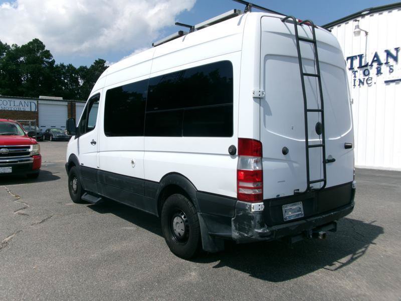 Used 2011 Mercedes-Benz Sprinter 2500 image 8