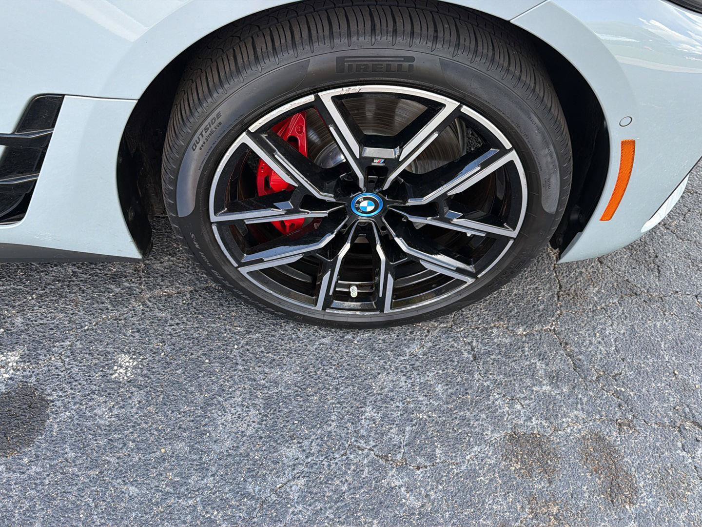 Used 2024 BMW i4 eDrive40 w/ M Sport Package RWD image 39
