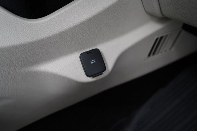 Used 2020 Ford Edge Titanium w/ Equipment Group 301A image 76