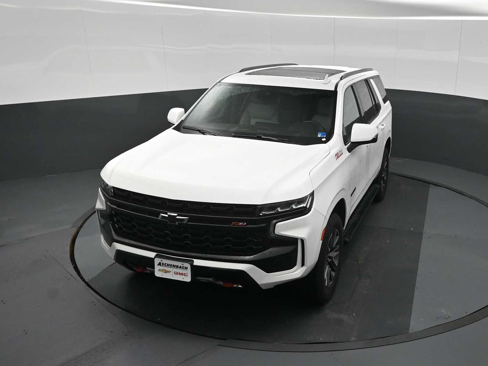 Used 2023 Chevrolet Tahoe Z71 w/ Luxury Package AWD/4WD image 12