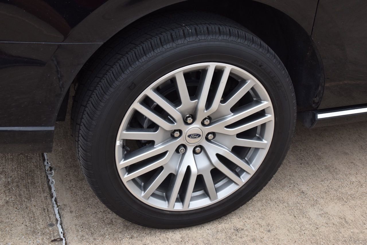 Certified 2023 Ford Expedition Max Platinum AWD/4WD image 13