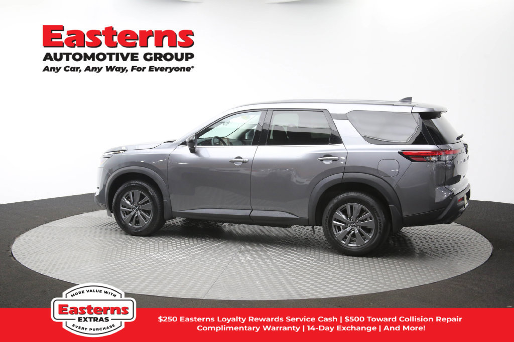 Used 2024 Nissan Pathfinder S AWD/4WD image 66
