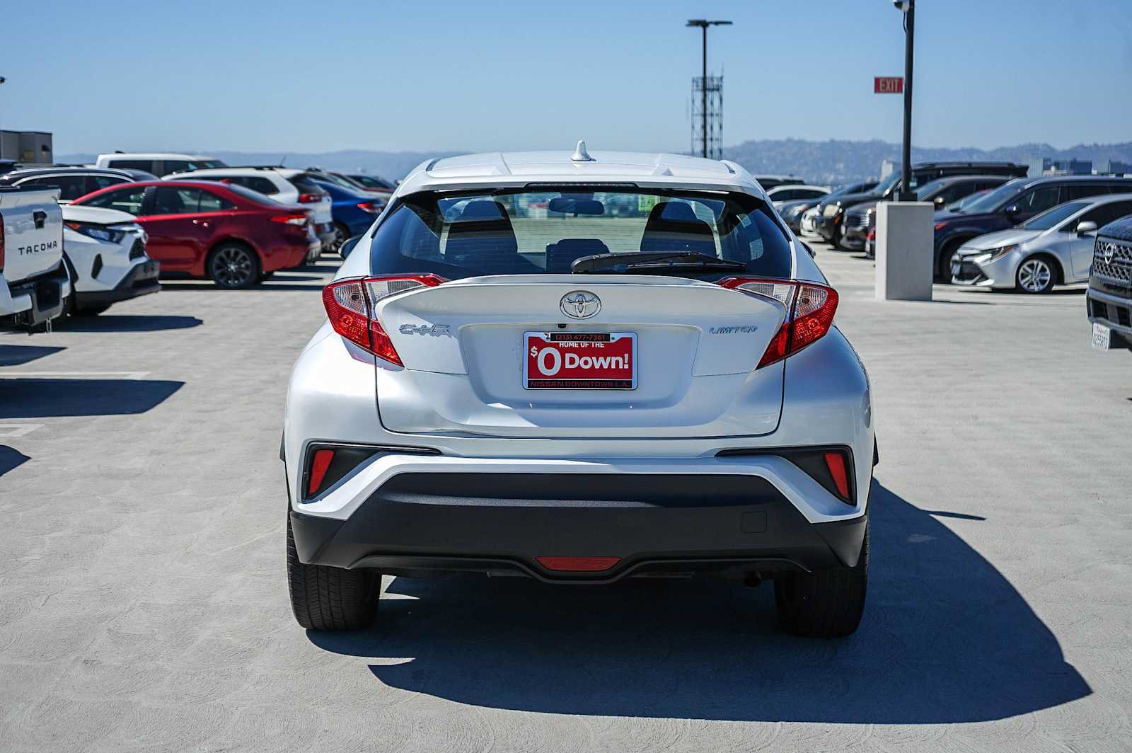 Used 2022 Toyota C-HR Limited FWD image 7