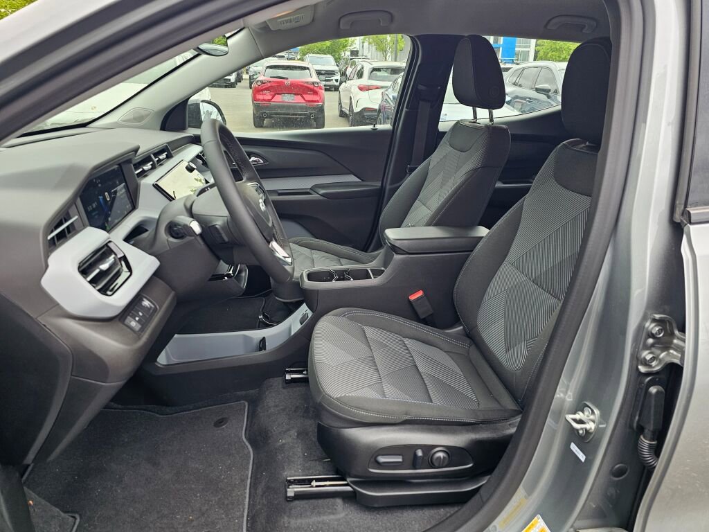 New 2027 Chevrolet Bolt LT w/ Comfort Package FWD image 19