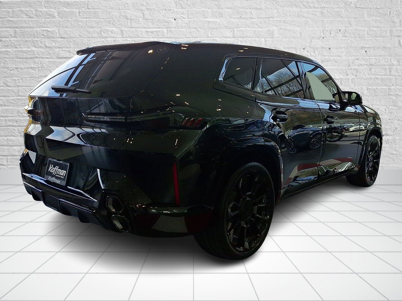 New 2026 BMW XM Label Red image 4