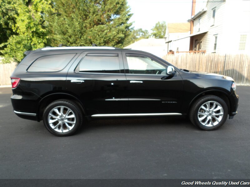 Used 2019 Dodge Durango Citadel w/ Technology Group AWD/4WD image 4