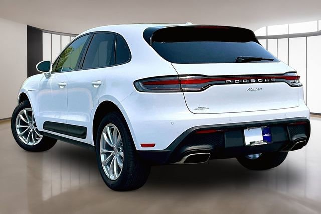 Used 2026 Porsche Macan AWD/4WD image 4