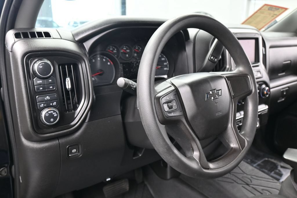 Used 2020 Chevrolet Silverado 1500 Custom Trail Boss w/ Custom Convenience Package AWD/4WD image 14