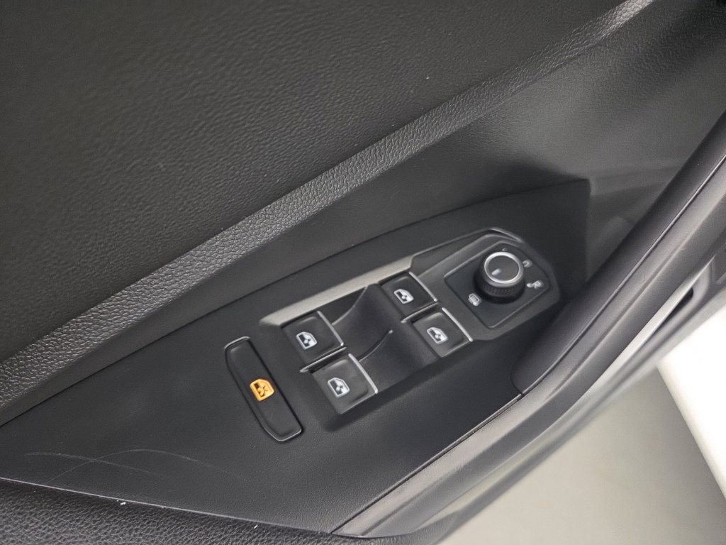 Used 2021 Volkswagen Jetta S w/ Driver Assistance Package FWD image 22