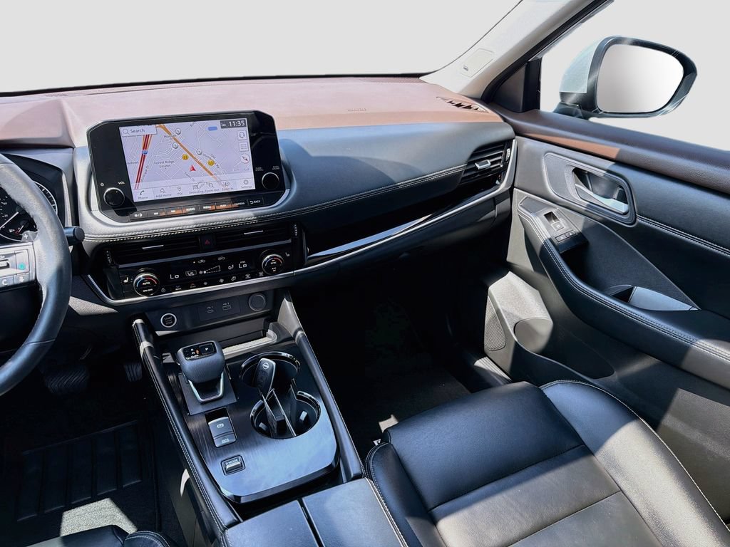 Used 2023 Nissan Rogue SL w/ SL Premium Package FWD image 24