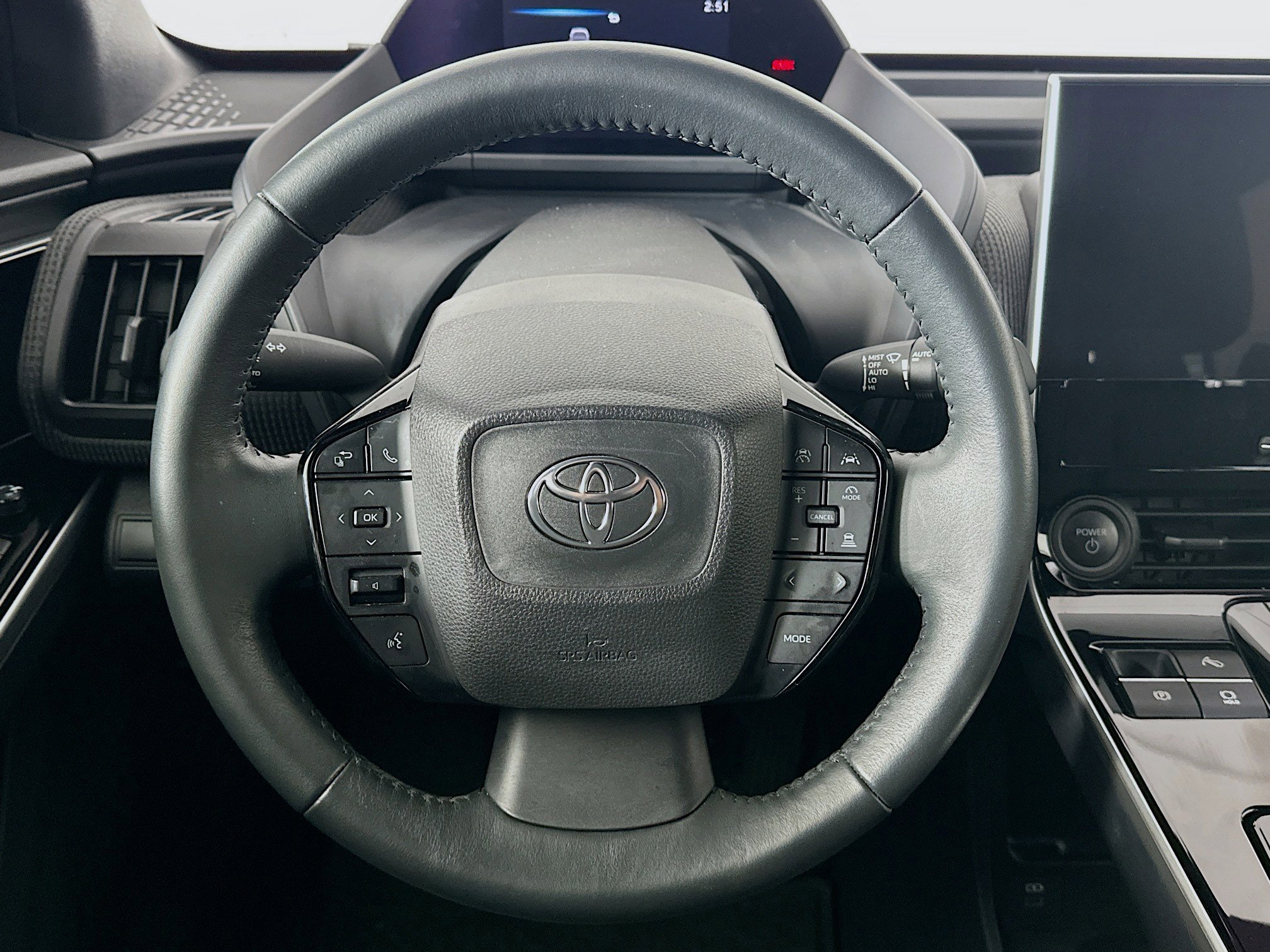 Used 2024 Toyota bZ4X XLE w/ Weather Package image 18