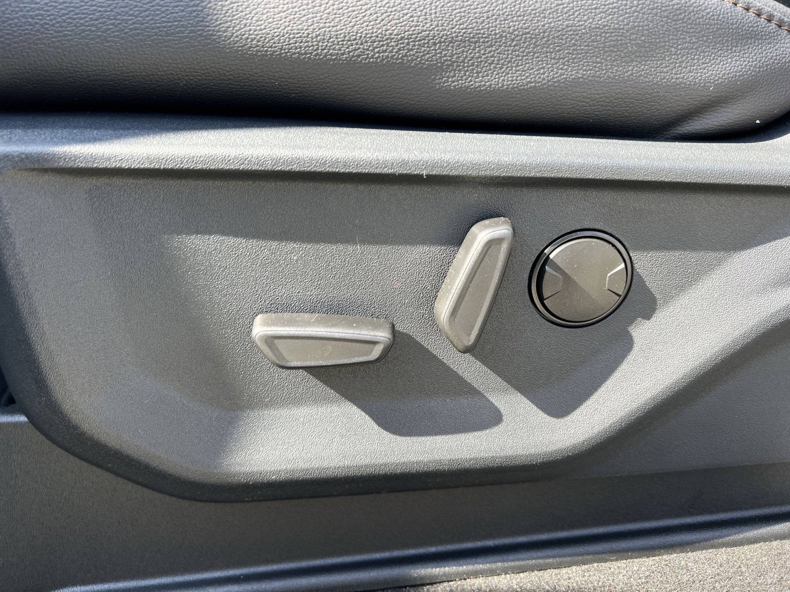 New 2026 Ford F250 Lariat AWD/4WD image 14