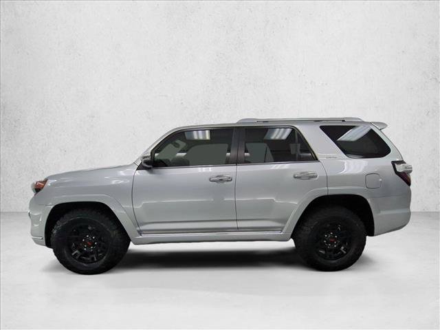 Used 2016 Toyota 4Runner Limited AWD/4WD image 9