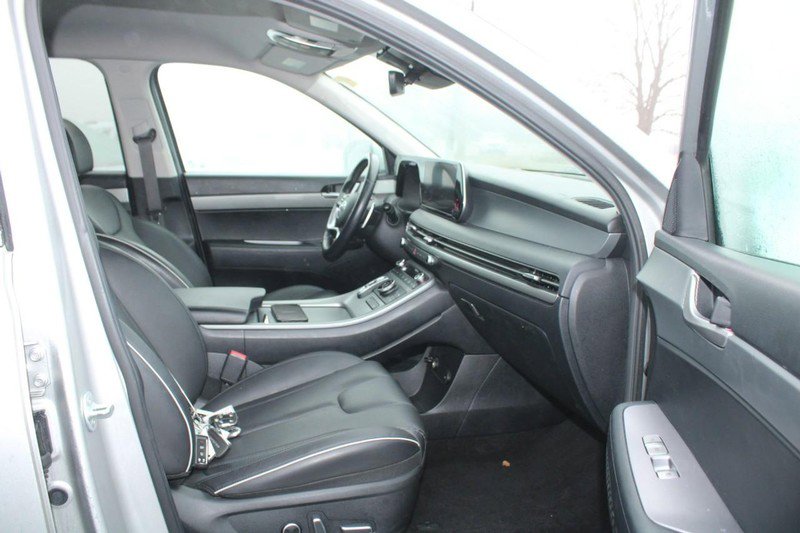 Used 2024 Hyundai Palisade SEL image 11