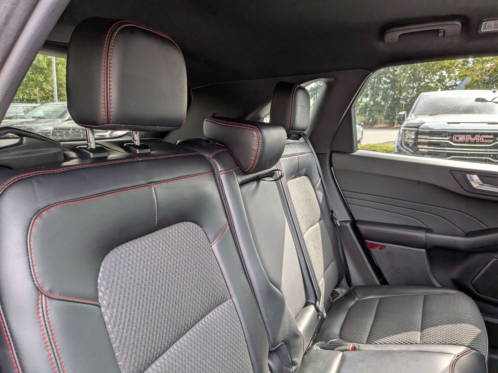 Used 2023 Ford Escape ST-Line w/ Equipment Group 301A FWD image 33