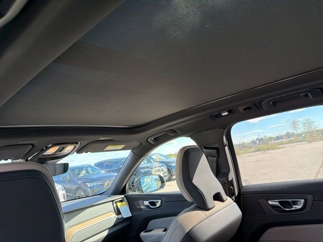 New 2026 Volvo XC60 B5 Plus w/ Protection Package Premier image 8