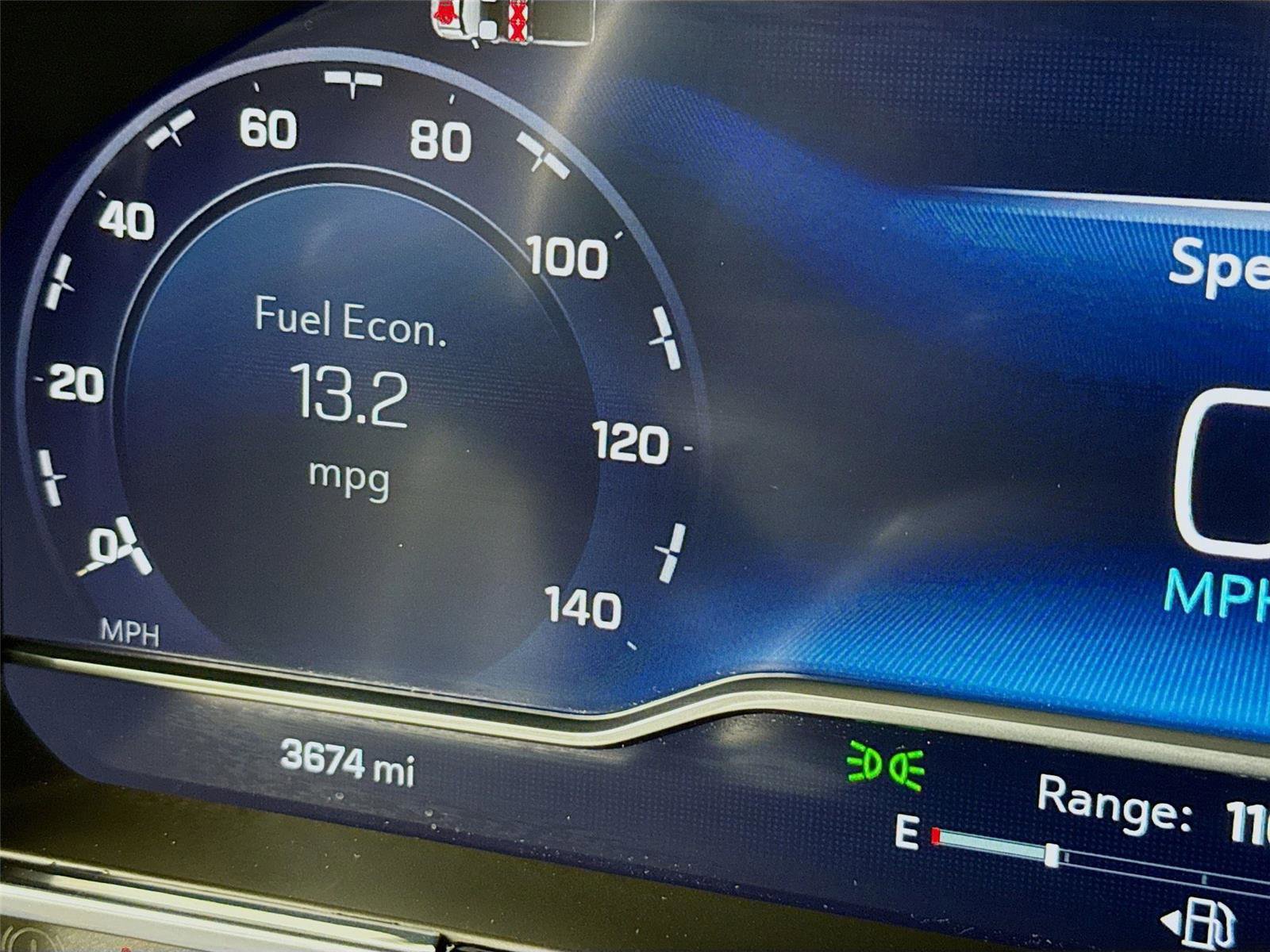 Used 2024 Chevrolet Silverado 1500 LT image 2