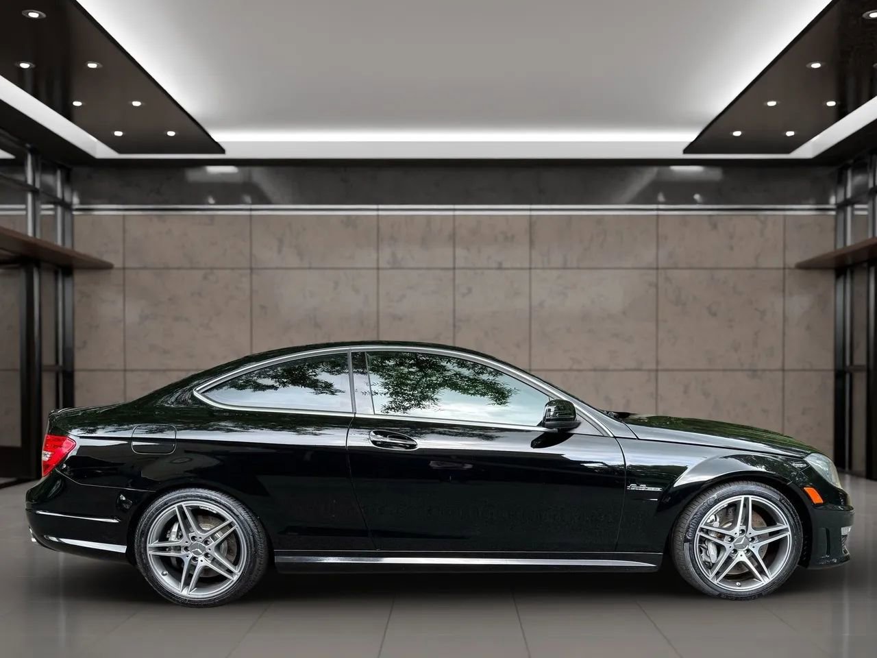 Used 2012 Mercedes-Benz C 63 AMG Coupe w/ Multimedia Pkg image 10