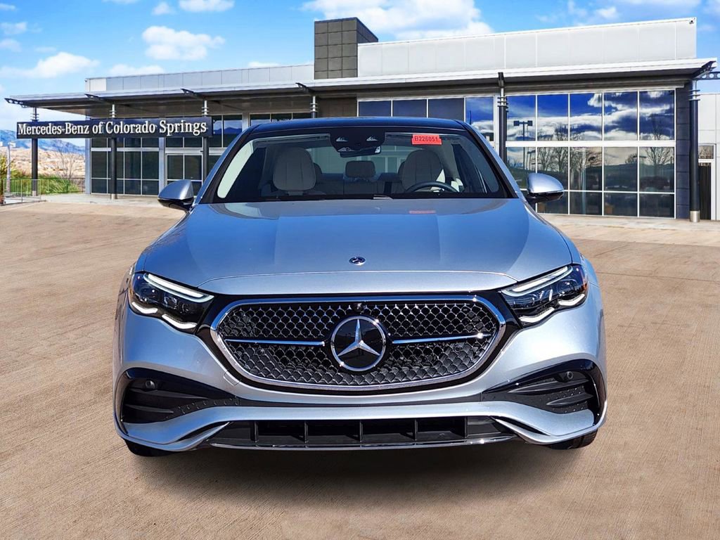 New 2026 Mercedes-Benz E 350 4MATIC Sedan image 2