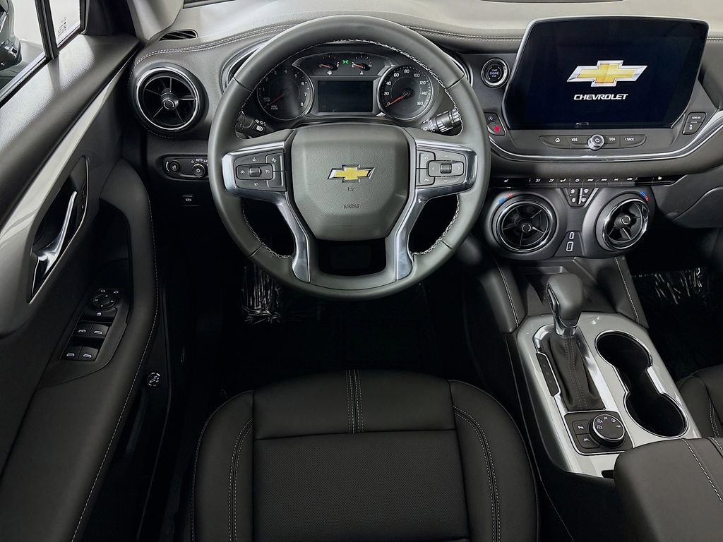 New 2025 Chevrolet Blazer LT w/ Sound & Technology Package image 23