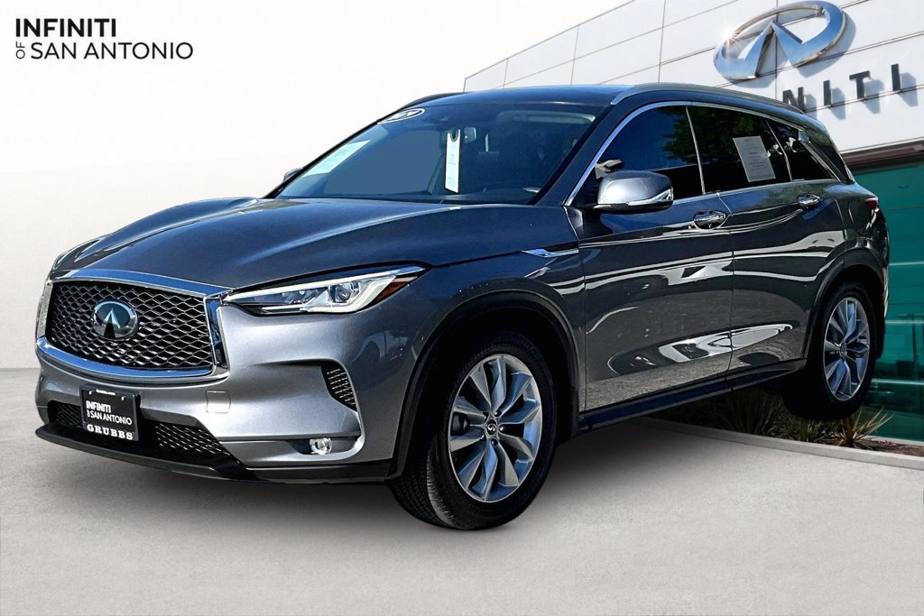 Used 2019 INFINITI QX50 Luxe w/ Navigation Package FWD image 12
