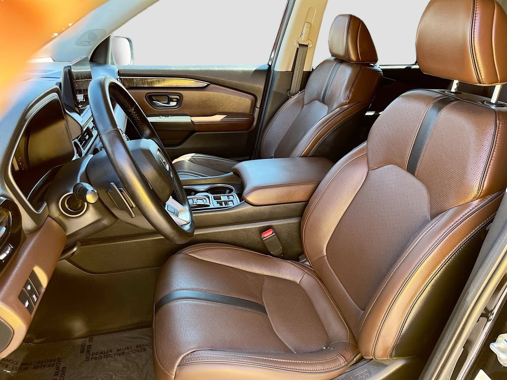 Used 2025 Honda Pilot Elite image 22