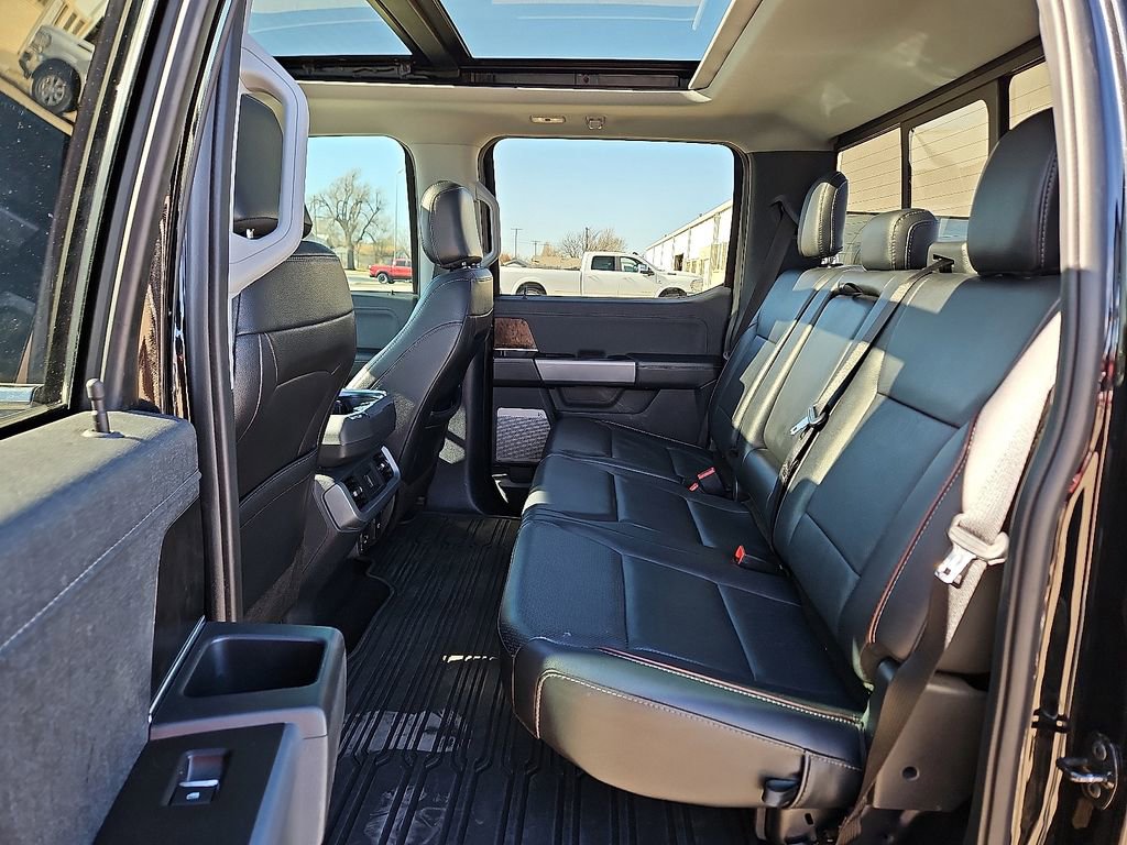 Used 2021 Ford F150 Lariat image 10