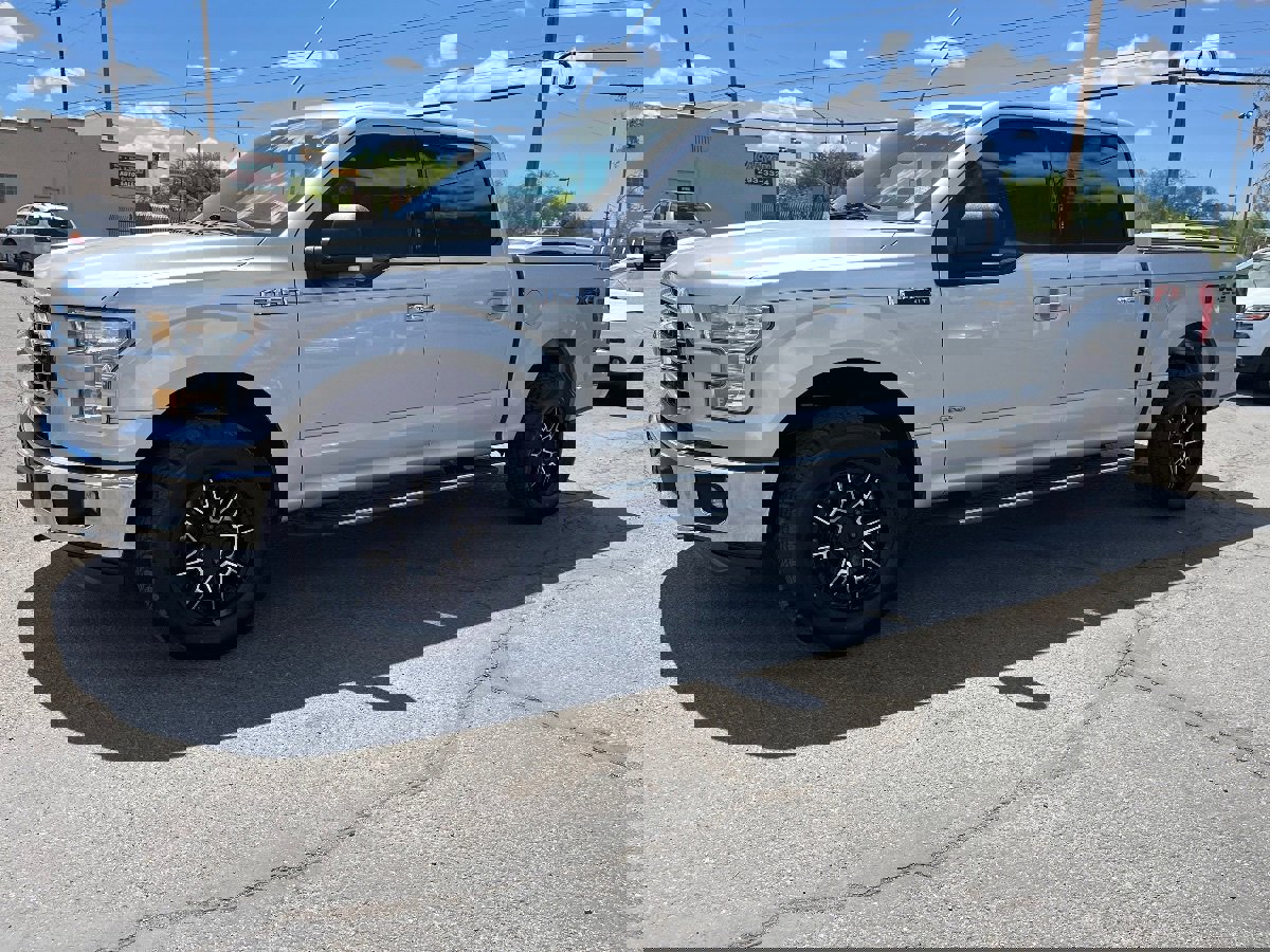 Used 2016 Ford F150 XLT w/ Equipment Group 302A Luxury AWD/4WD image 10