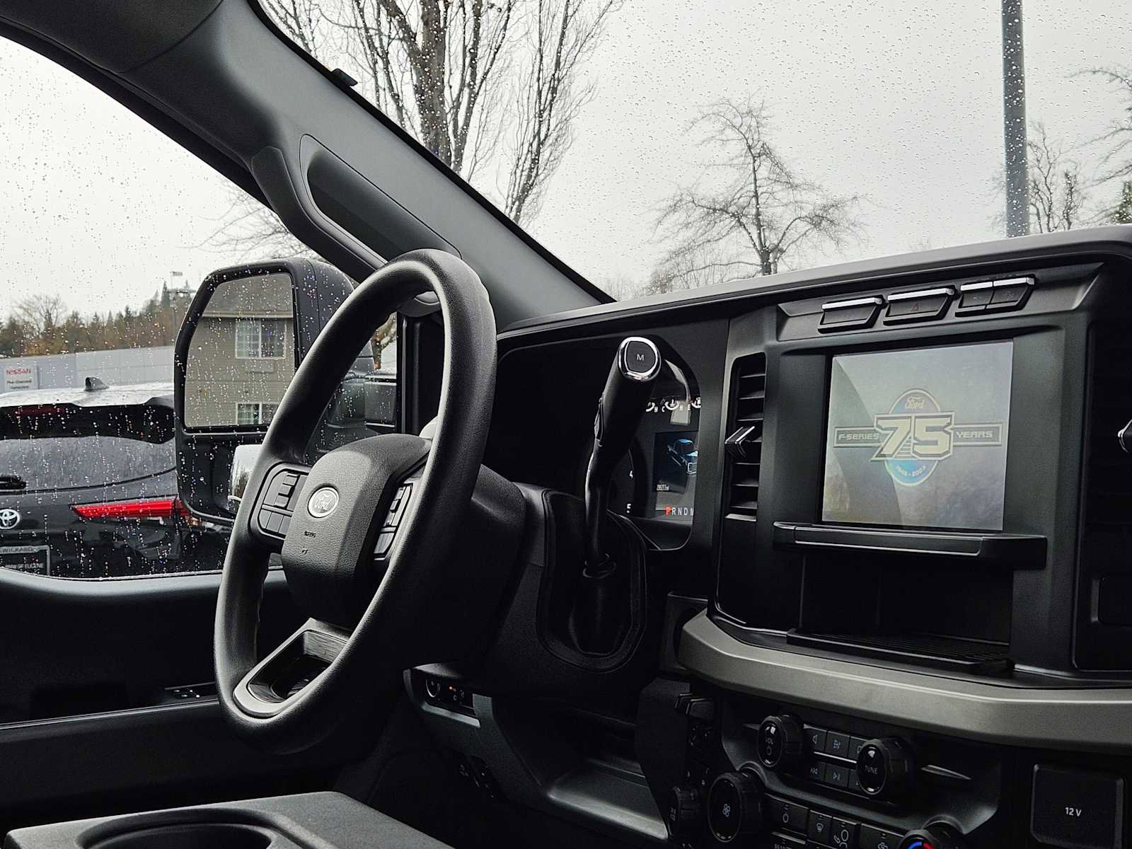 Used 2023 Ford F350 XLT w/ FX4 Off-Road Package image 12