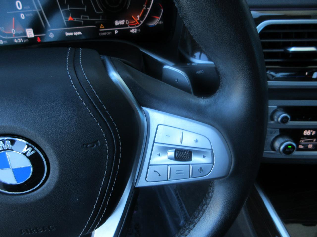 Used 2022 BMW 740i image 55