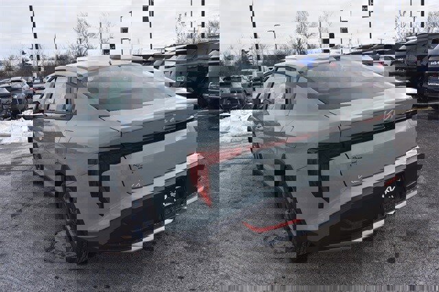 New 2025 Kia K4 LXS image 5