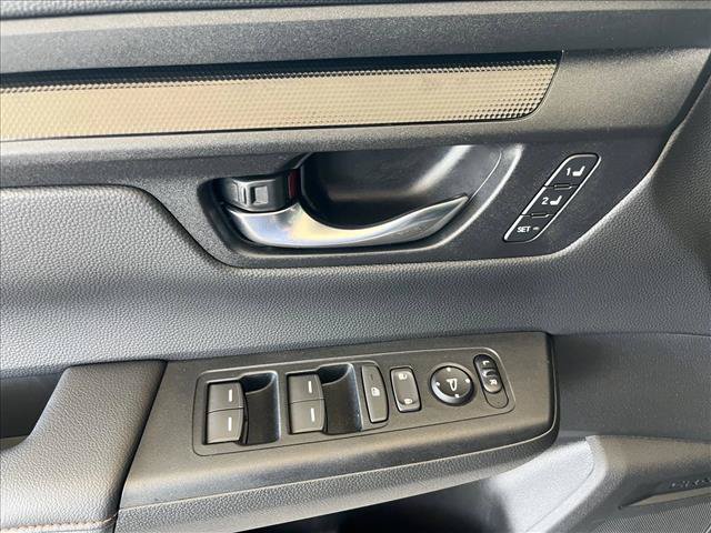 Used 2026 Honda CR-V Sport-L image 17