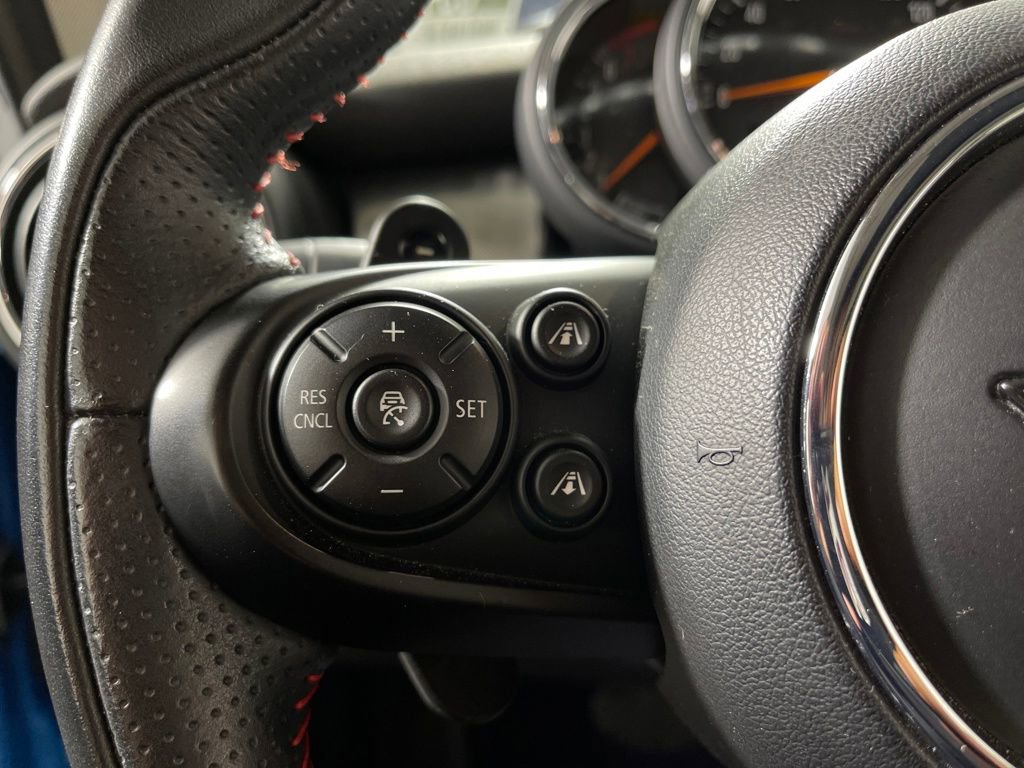 Used 2019 MINI Cooper S w/ Driver Assistance Package image 27