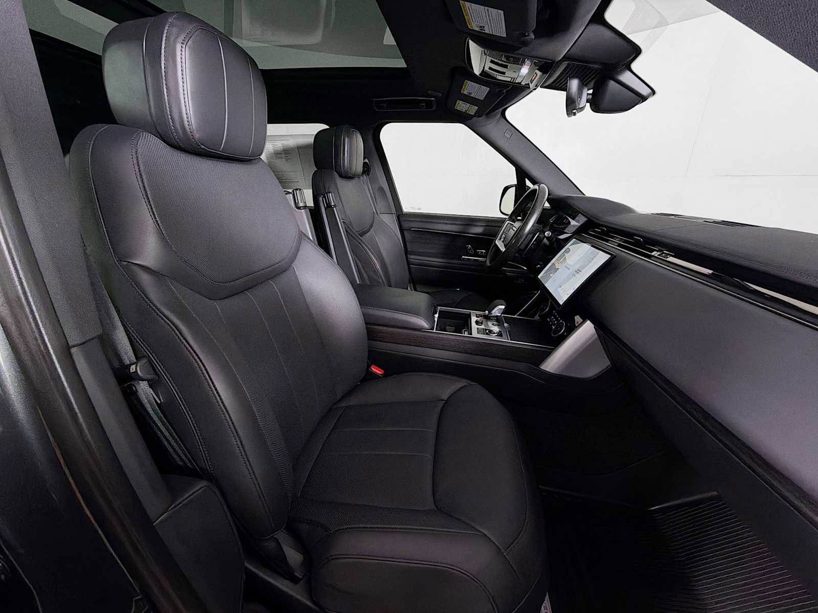 Used 2023 Land Rover Range Rover SE AWD/4WD image 29