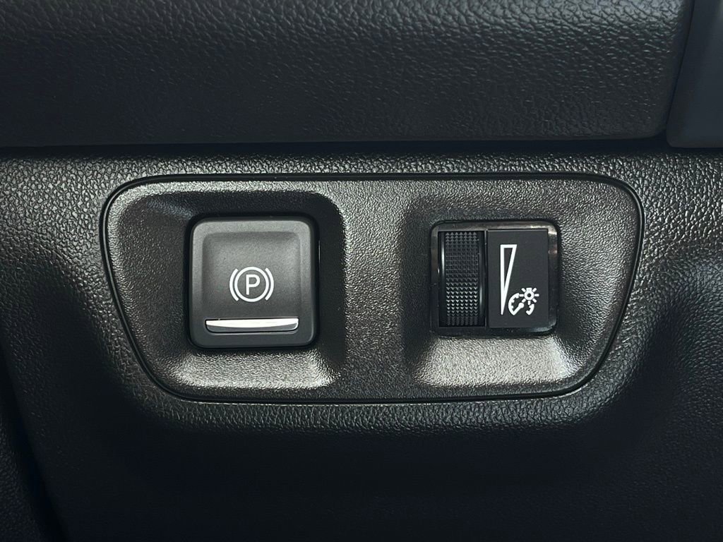 Used 2023 GMC Acadia SLT w/ Preferred Package image 26