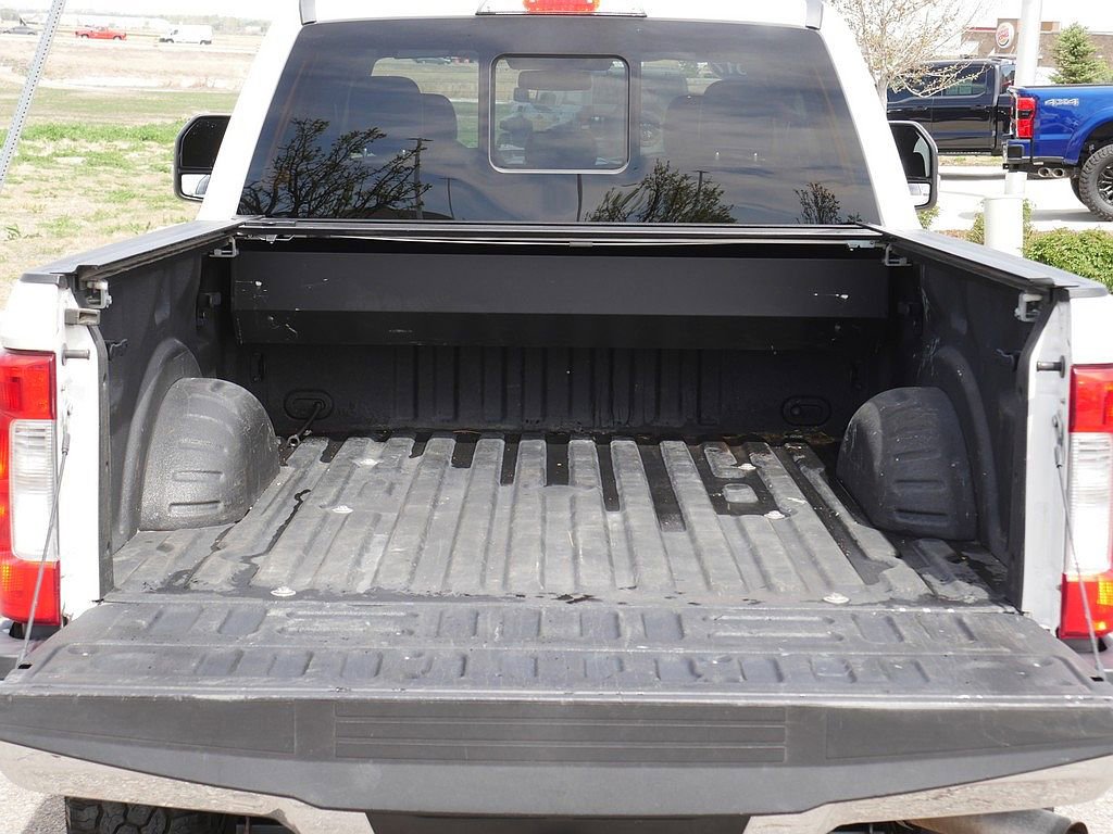 Used 2017 Ford F250 Lariat w/ Lariat Value Package AWD/4WD image 67