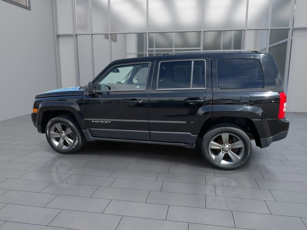 Used 2014 Jeep Patriot High Altitude FWD image 6