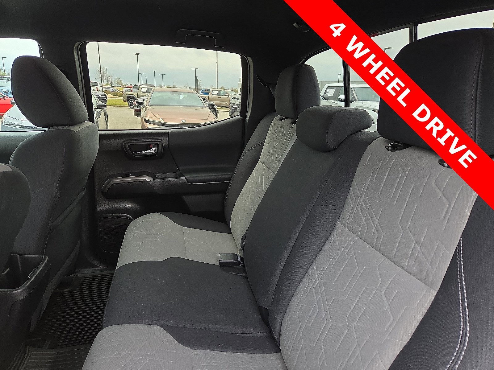 Used 2023 Toyota Tacoma TRD Sport image 10