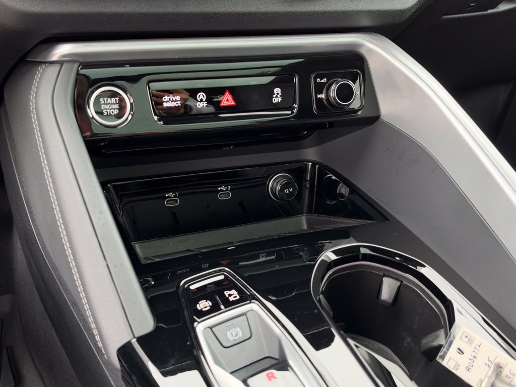 Used 2025 Audi Q5 Premium w/ Convenience Package AWD/4WD image 20