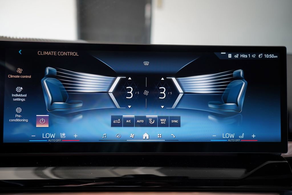 Used 2026 BMW i5 eDrive40 w/ Premium Package image 18