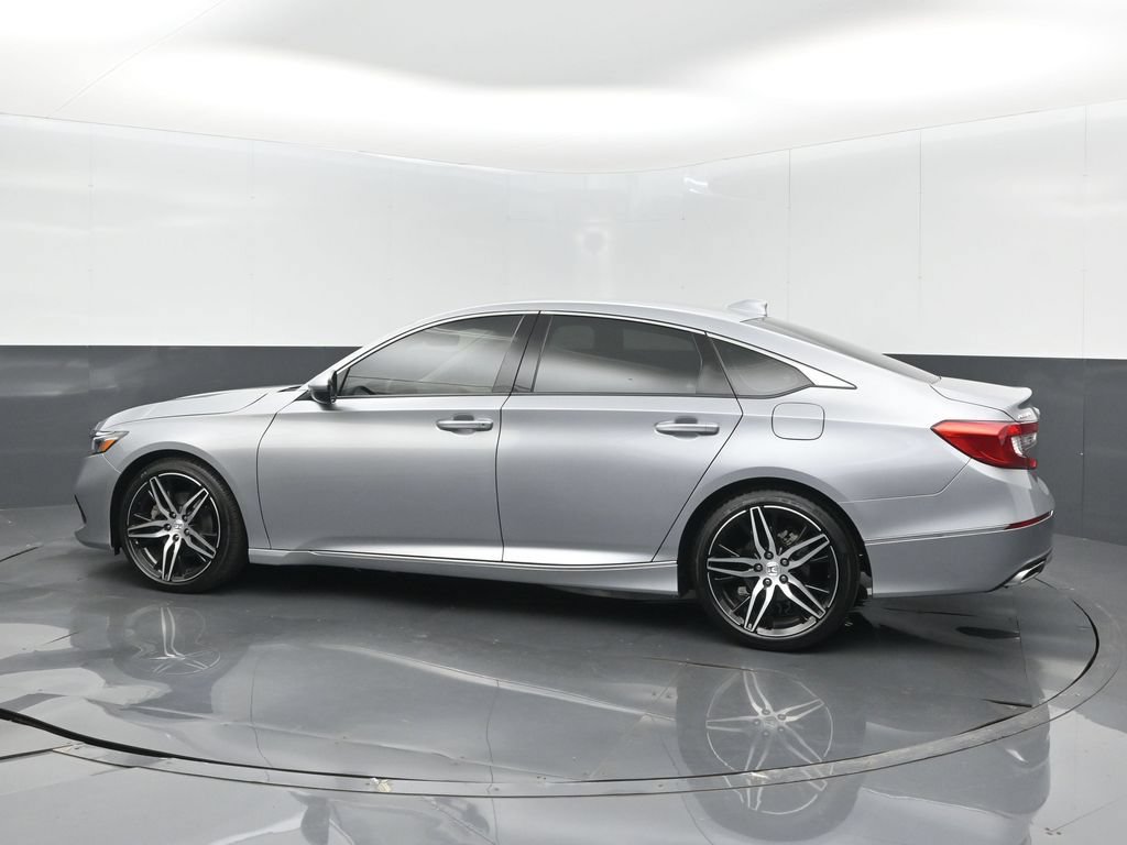 Used 2021 Honda Accord Touring image 4