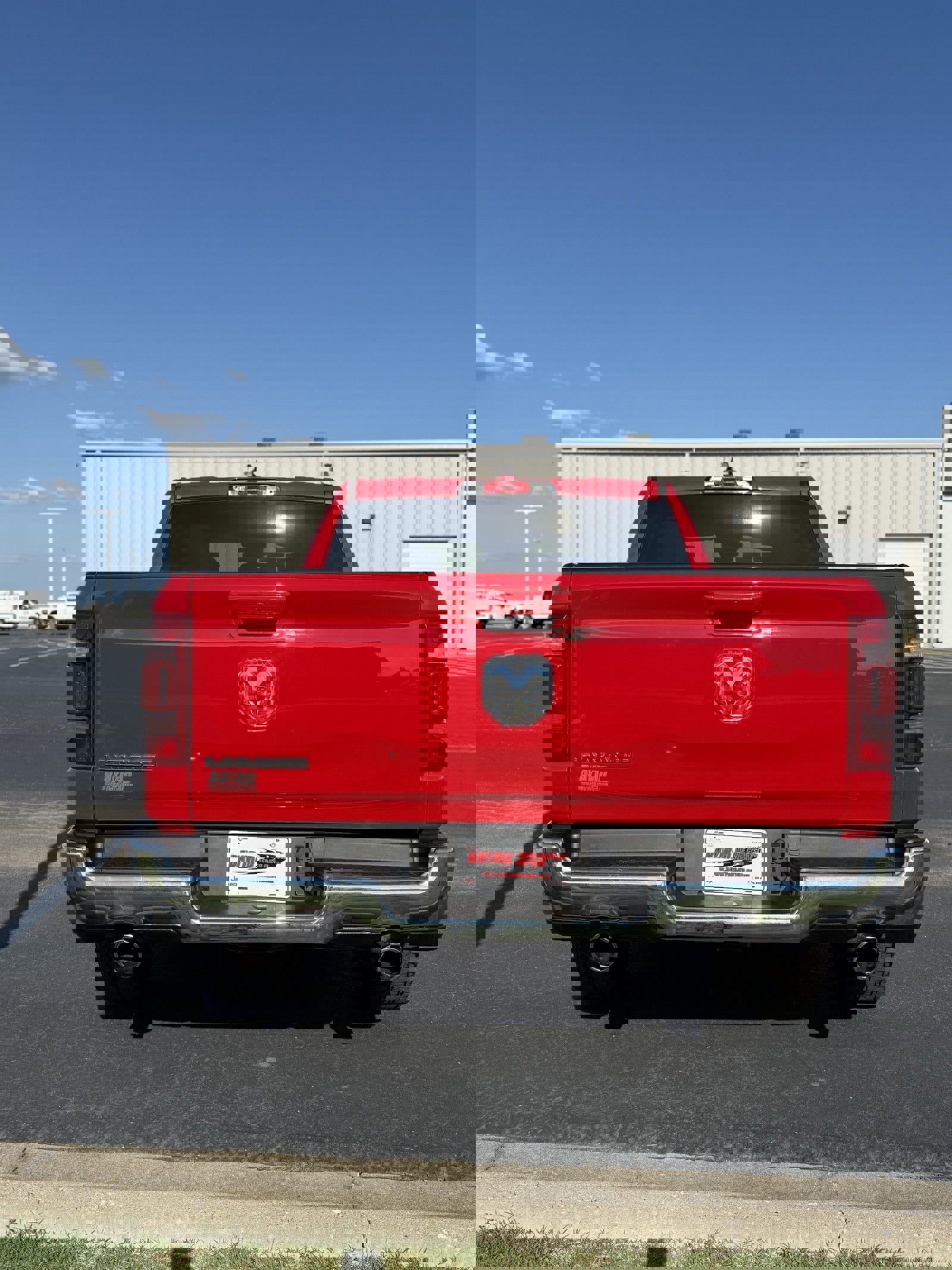 Used 2024 RAM 1500 Laramie image 5