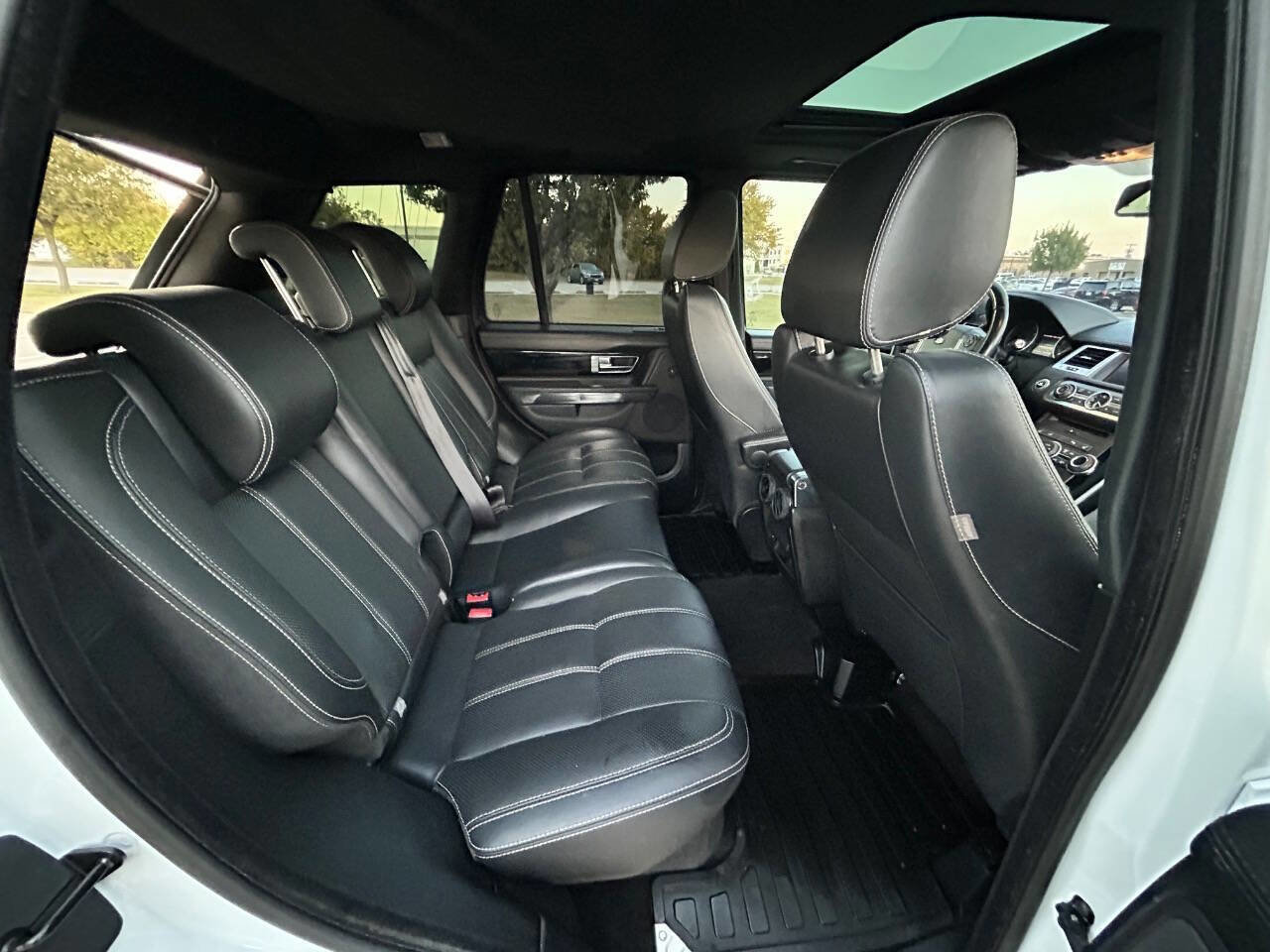 Used 2013 Land Rover Range Rover Sport HSE LUX image 14