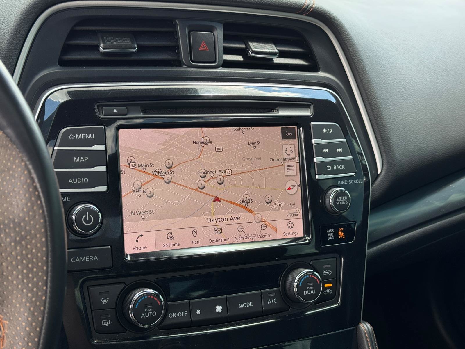 Used 2021 Nissan Maxima SR w/ Sport Mat Group FWD image 15